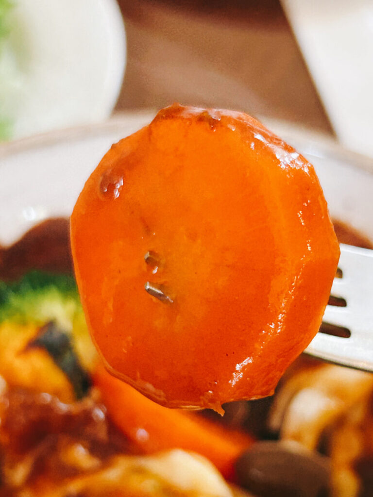 洋食屋ふらいと 煮込みチーズハンバーグ