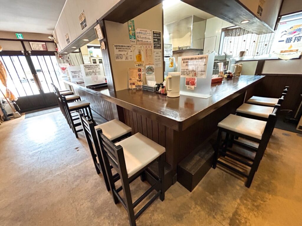 馬力本願 店内 雰囲気
