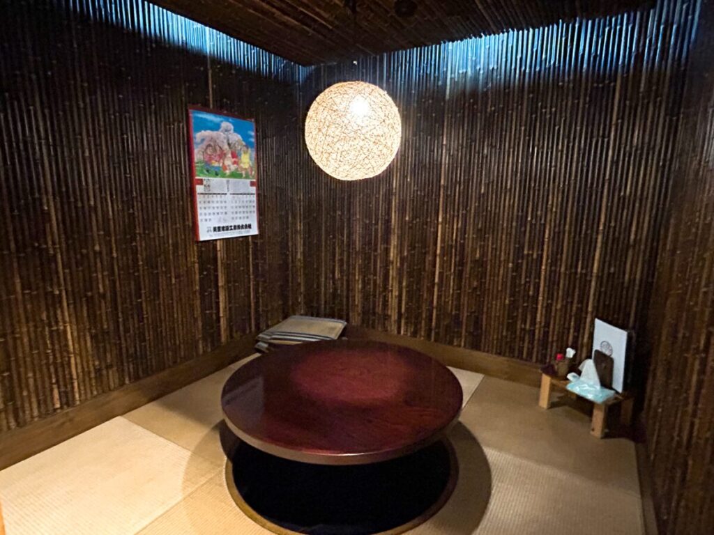 会津居酒屋かたもり 店内 雰囲気 写真