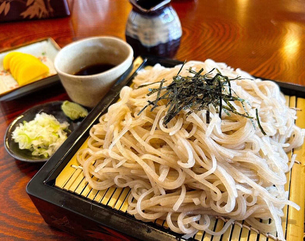 そば処 岩人 岩人(そば処) ざるそば 大盛