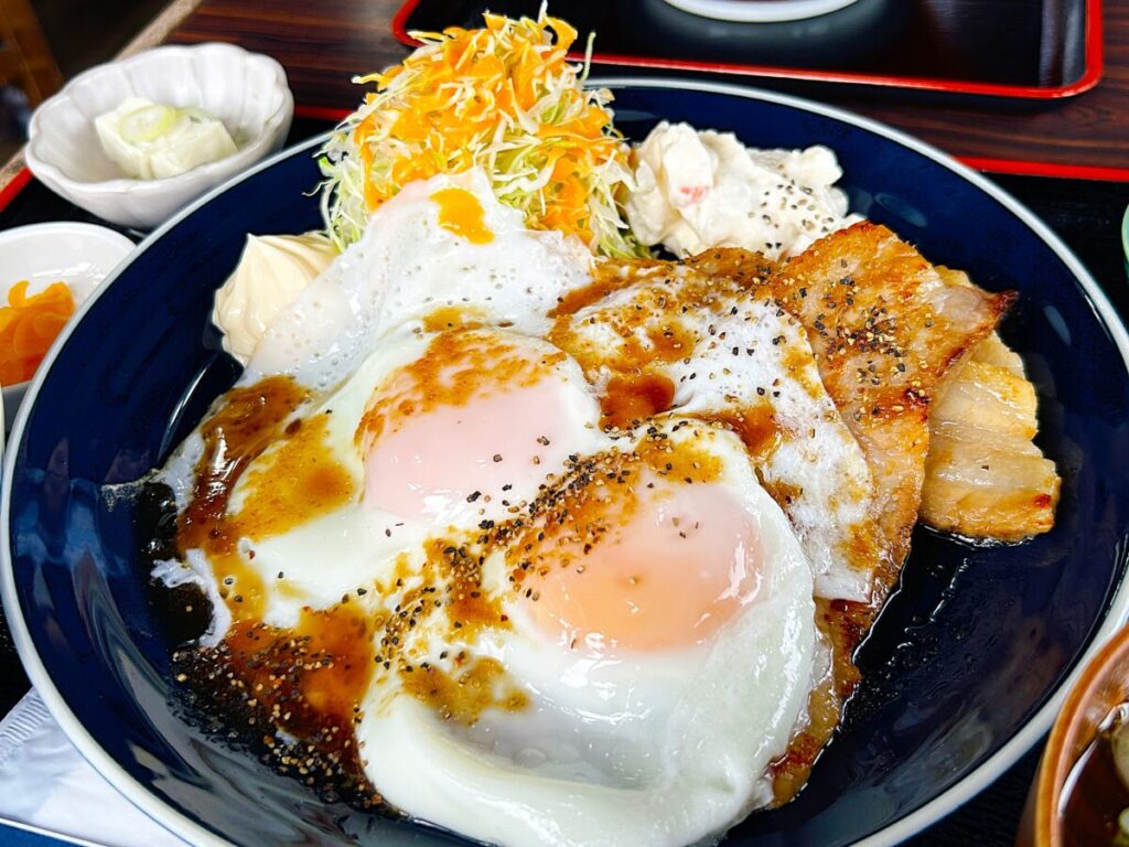タカ食堂 タカ定食