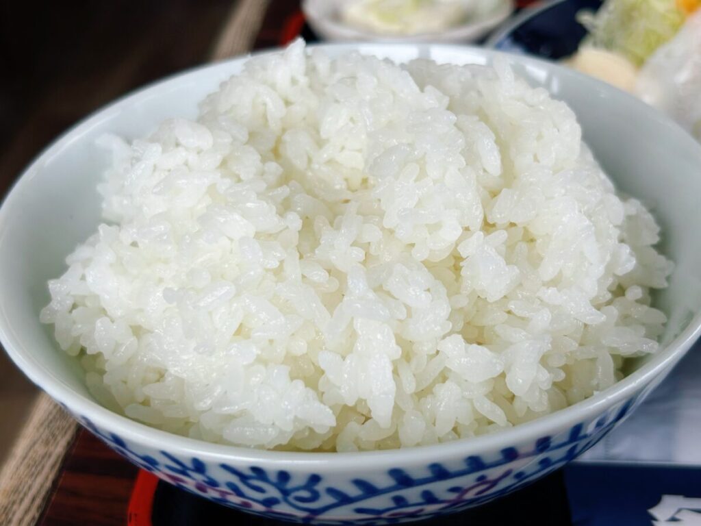 タカ食堂 タカ定食