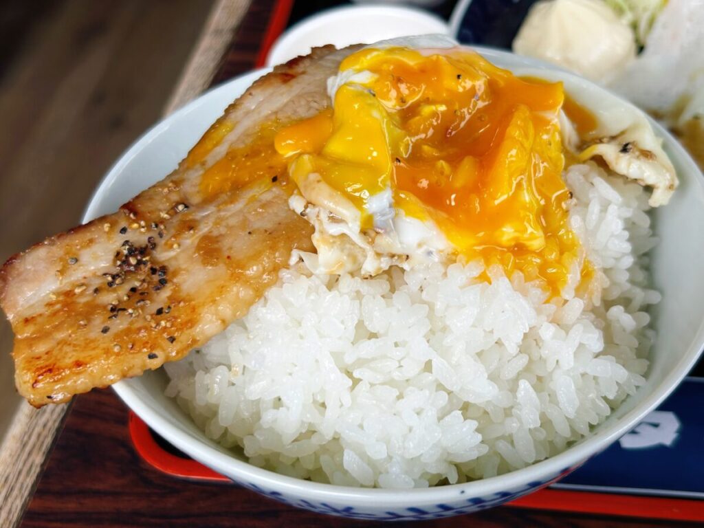 タカ食堂 タカ定食