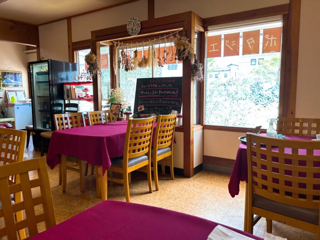 ポタジエレストラン 店内 雰囲気 写真