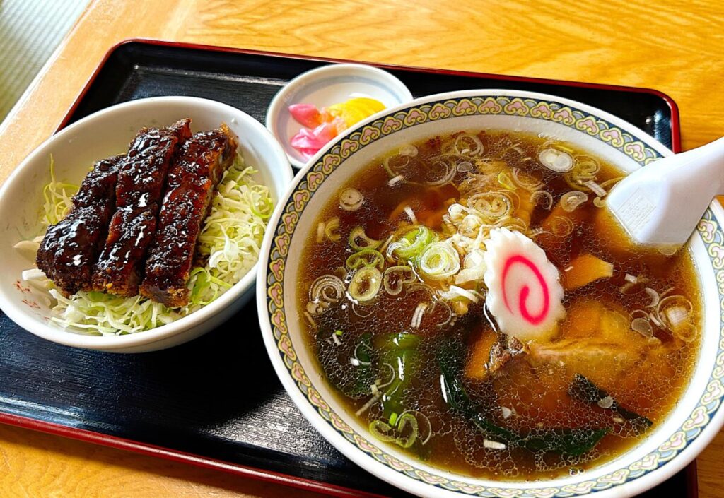 牛乳屋食堂 Bセット 元祖会津ラーメン＆ミニソースカツ丼