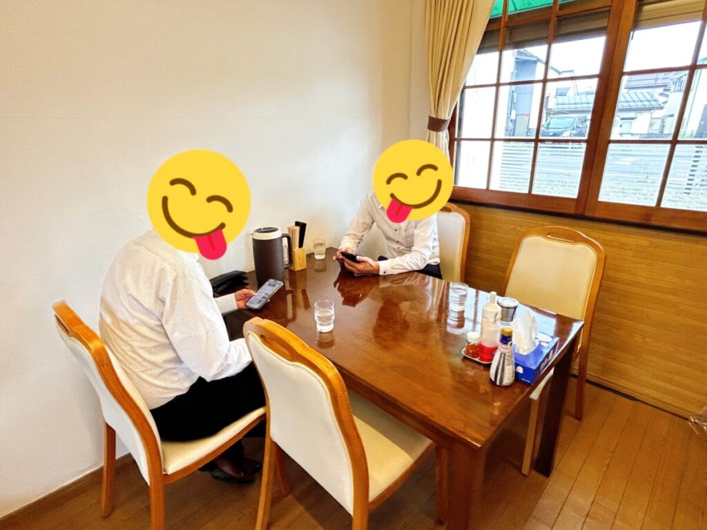 らぁ麺 あぶり 店内 雰囲気 写真