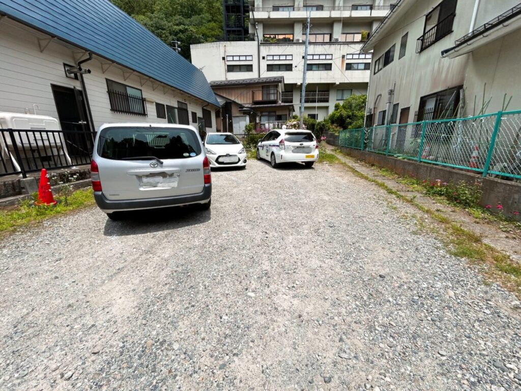 卯之家 駐車場