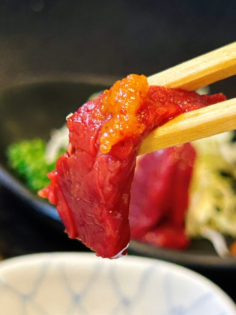 卯之家 ロース&半ラーメン(卯之家セット) 馬刺し 桜のさしみ