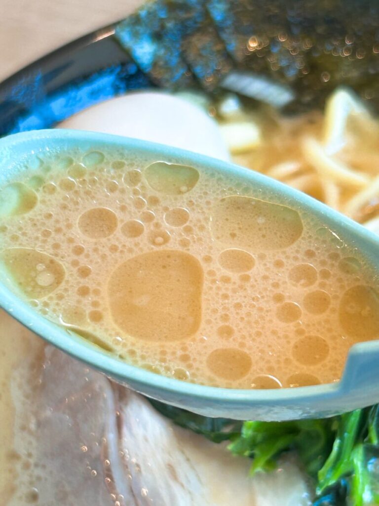 横浜家系ラーメン創心家 ラーメン（麺増し） 味玉トッピング
