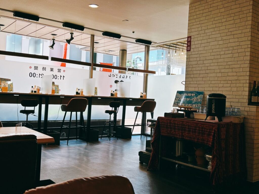 和食レストランきちんとごはん虹 店内 雰囲気 写真