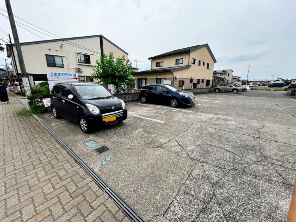 農家の自家製ピザ&カフェ あぽり 駐車場