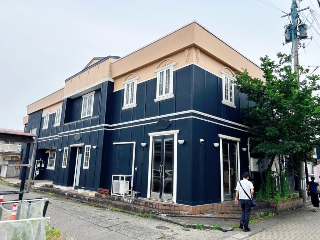 農家の自家製ピザ&カフェ あぽり 店舗外観 写真 アイバッセ あいばっせ