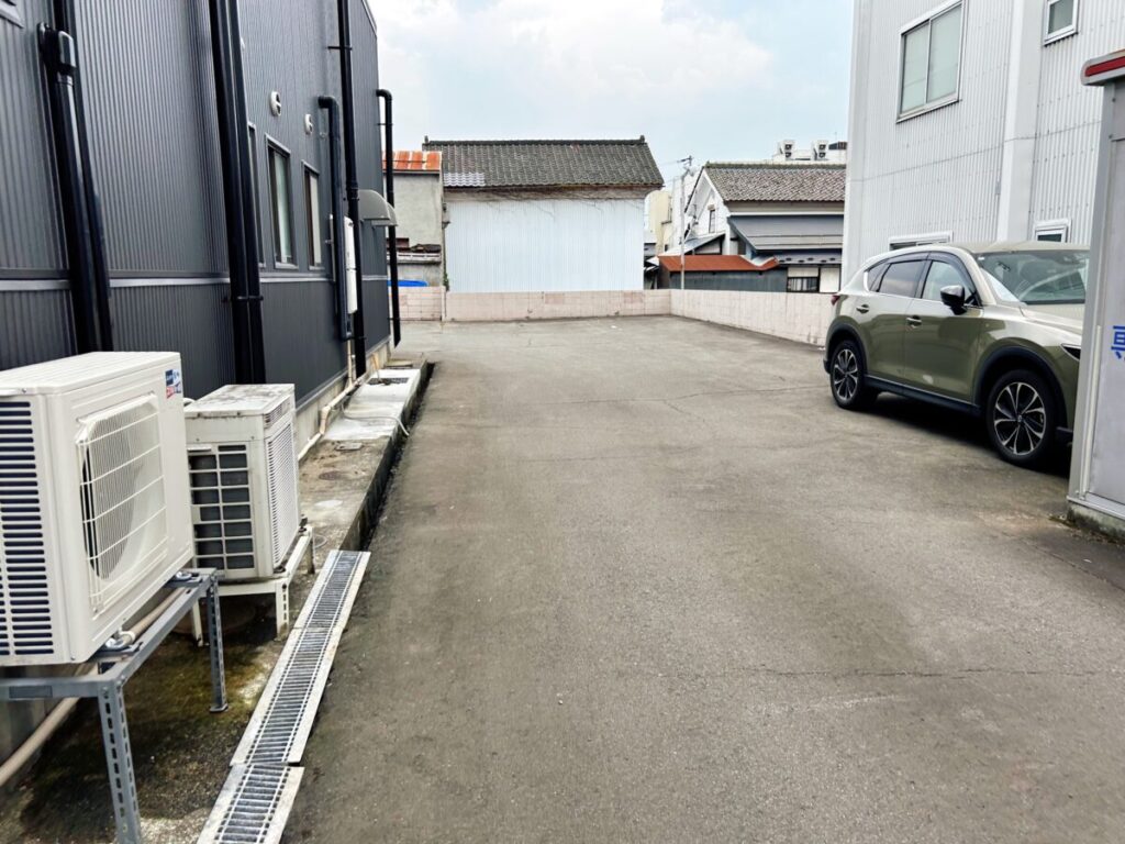 レストラン ラ レゾン 駐車場