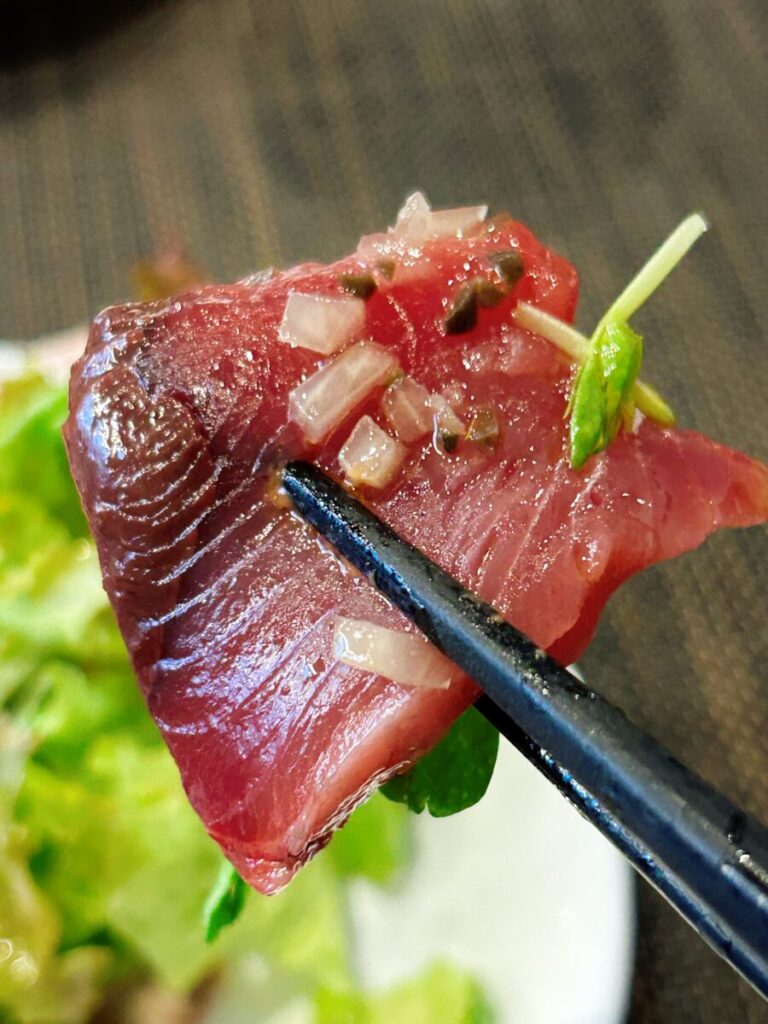 レストラン ラ レゾン コース料理 オードブル カツオのカルパッチョ