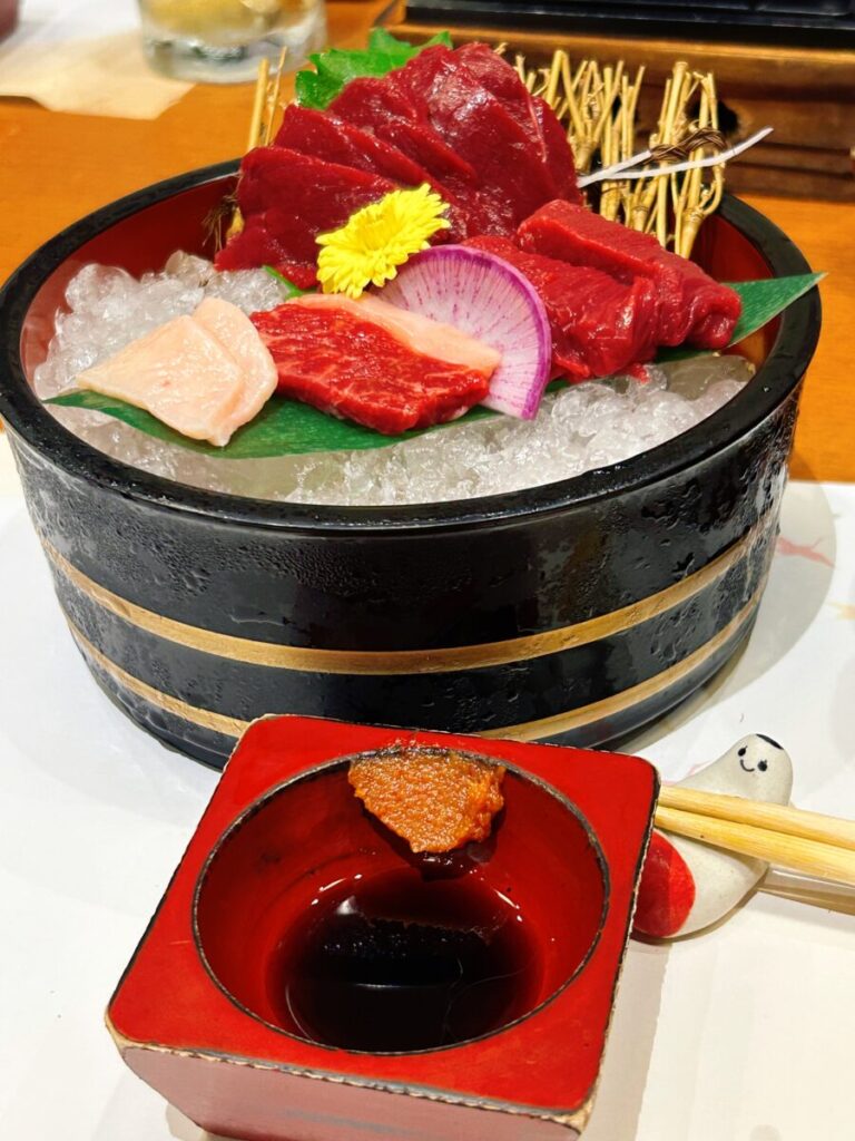 鶴我 会津本店 桜刺し 三種盛り 馬刺し 赤身 霜降り タテガミ