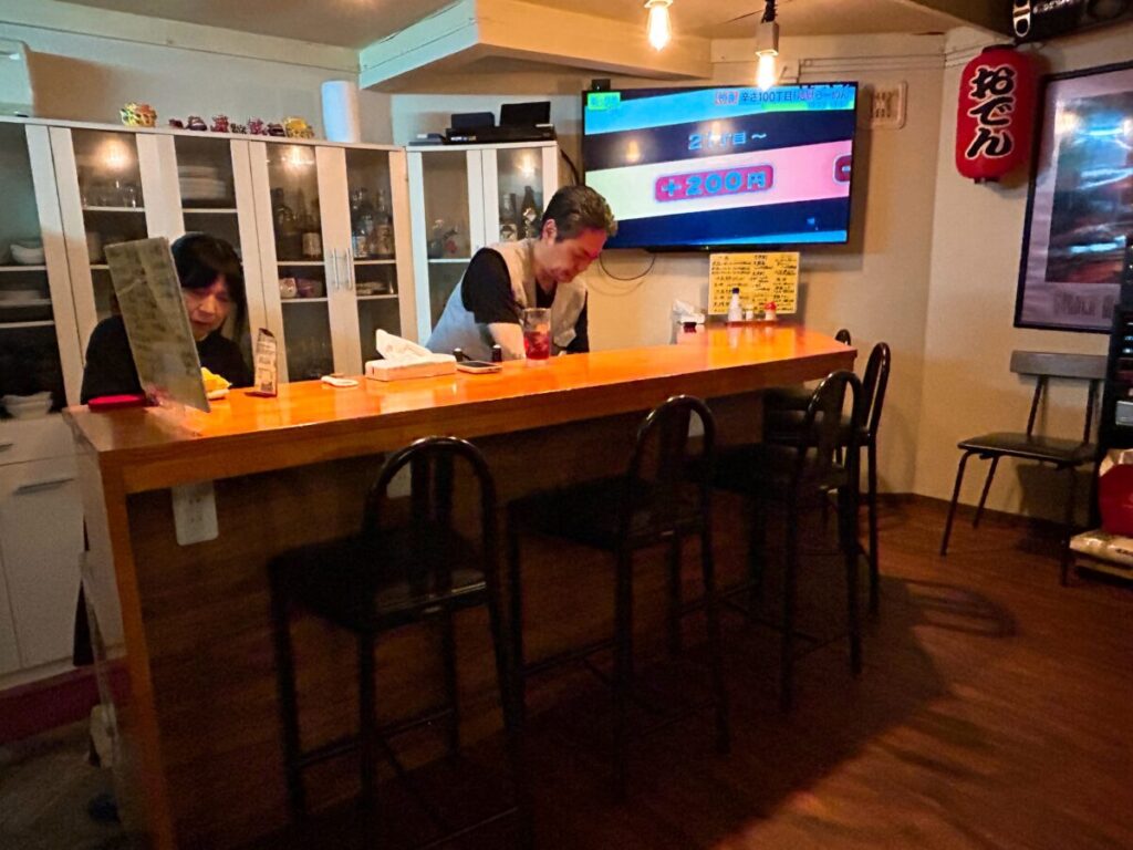 沖縄料理かりゆし 店内 雰囲気 写真