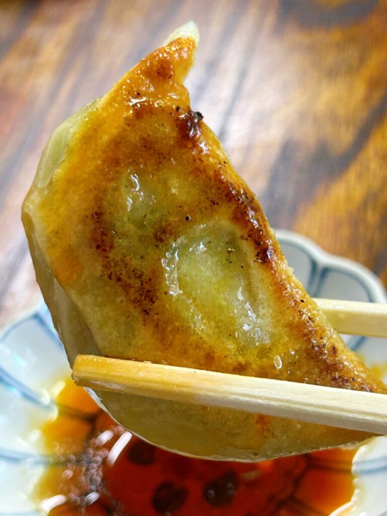 中華飯店 利喜 餃子 手作り