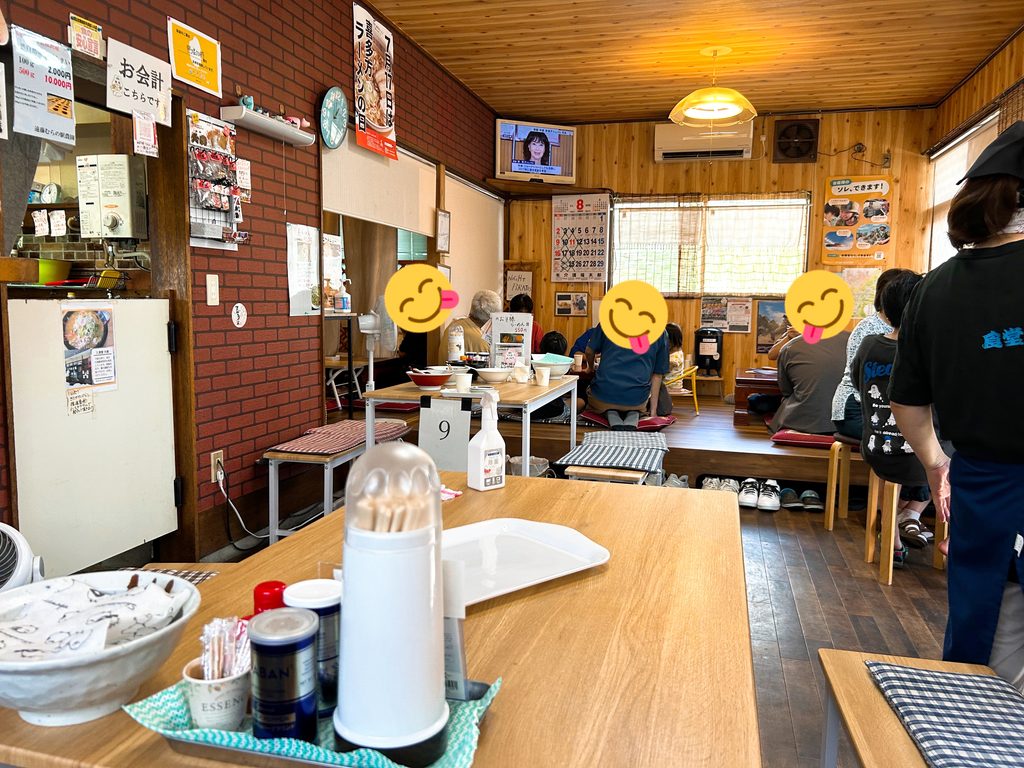 食堂 大森 店内 雰囲気 写真