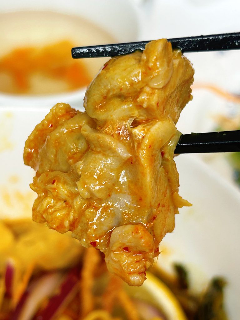 バンコクコーナー Bangkok corner カオソーイ kao soi 鶏肉 チキン