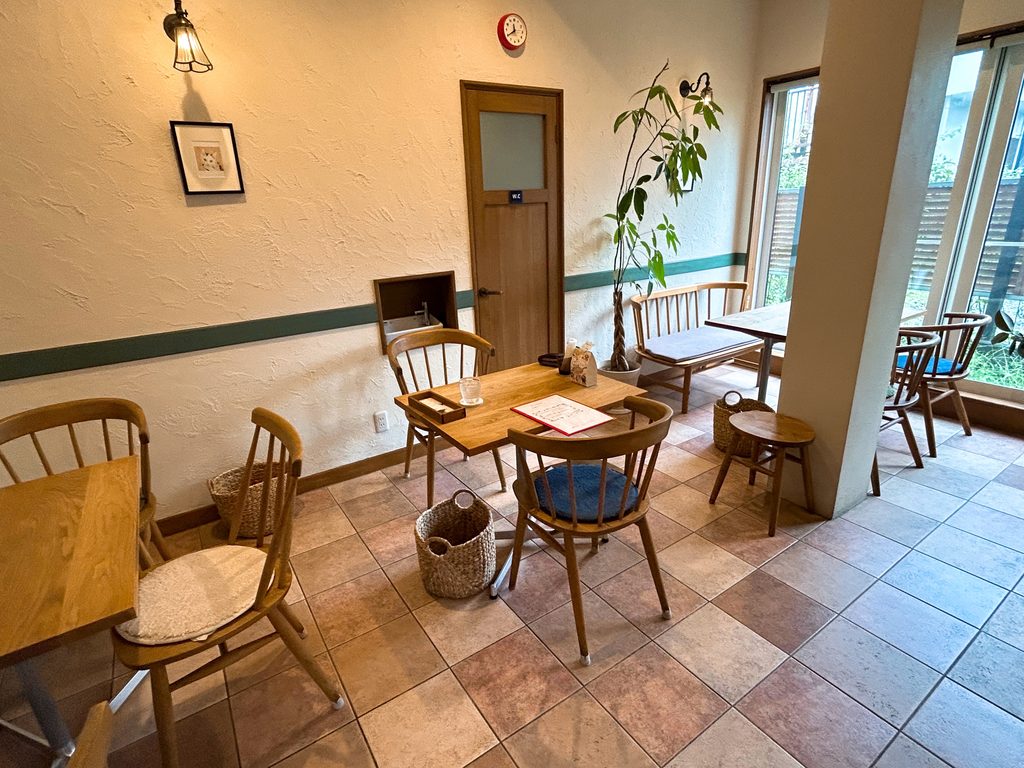トポリーノ 店内 雰囲気 写真