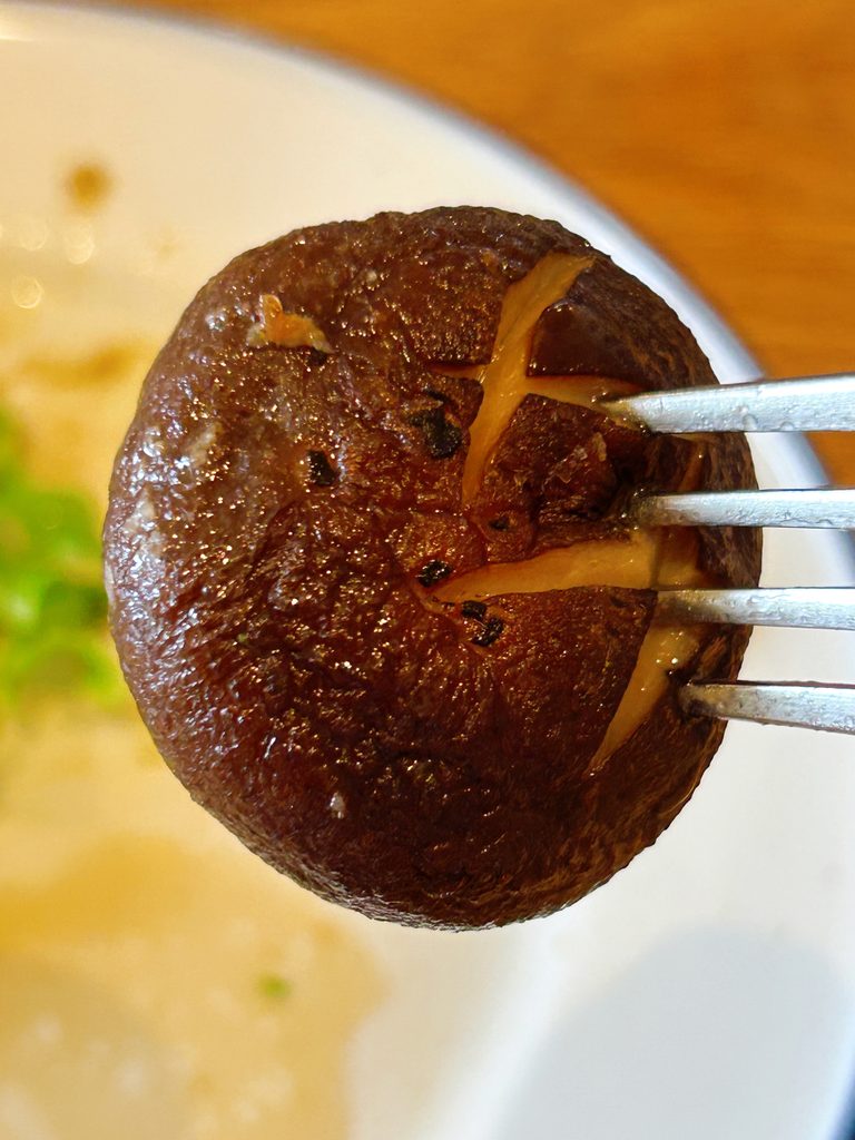 トポリーノ 前菜 サラダ プレート 肉詰め椎茸