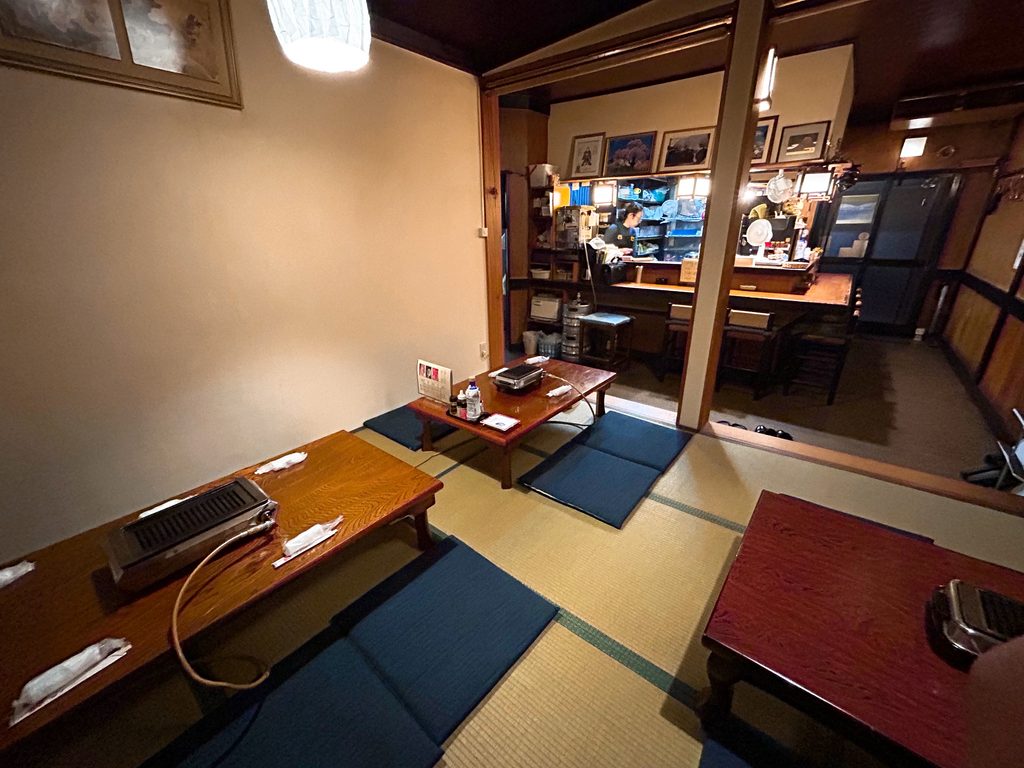 居酒屋 弘竜 店内 雰囲気 写真