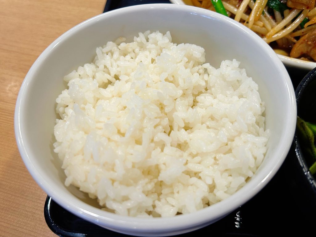 わいわい丸 ランチ モツ炒め定食