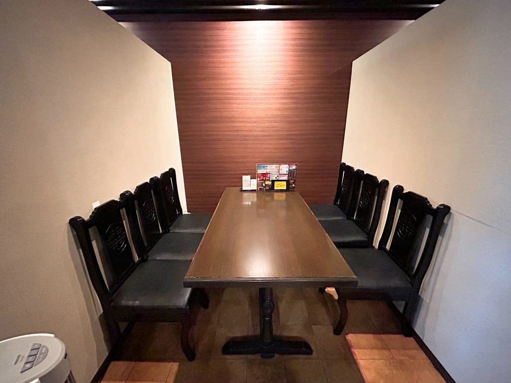 花郎亭 店内 写真 雰囲気
