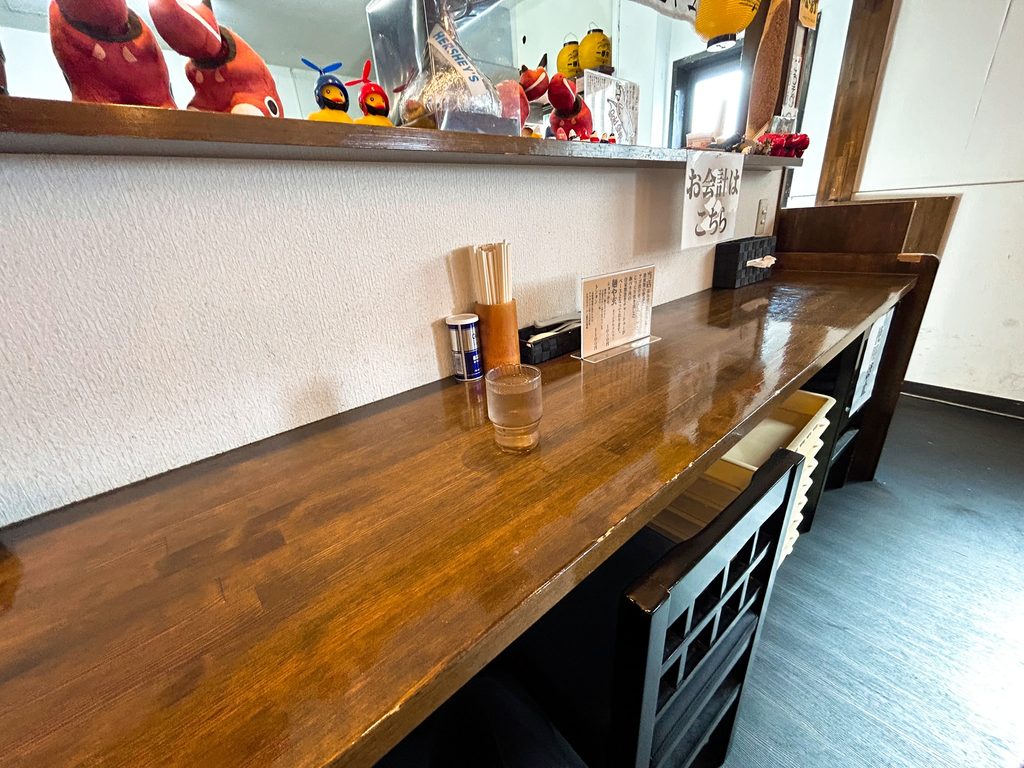 麺や玄 店内 写真 雰囲気