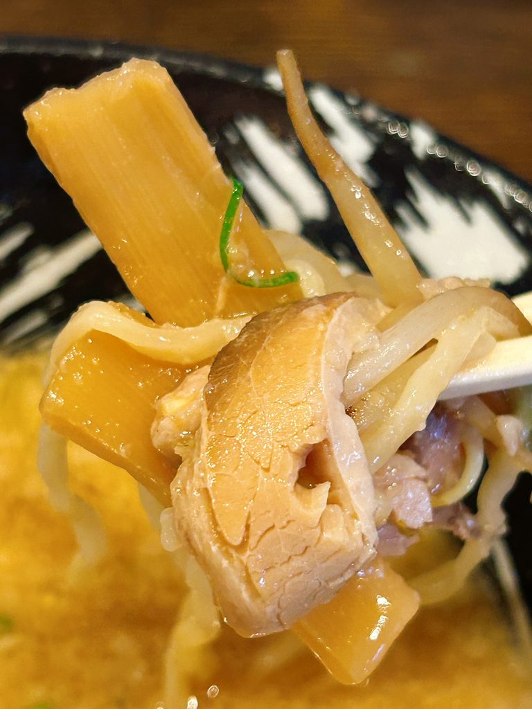 麺や玄 トンタン チャーシュー 自家製巻きチャーシュー